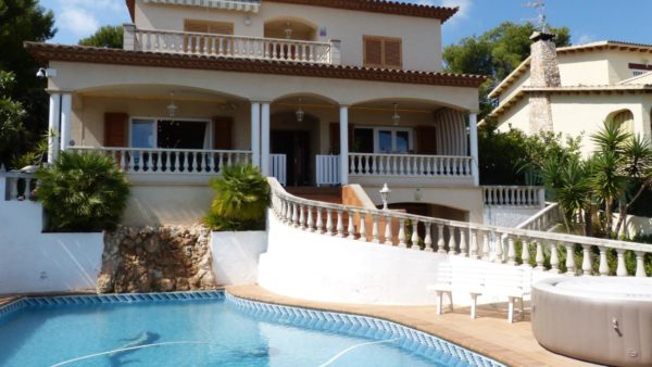 Lovely Villa 4 bed – 3 bath with private pool for sale in Roda de Bara, Tarragona – Costa Dorada