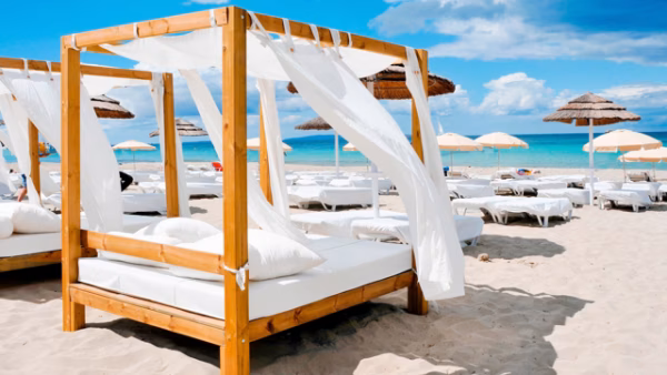 Mar-Menor-StrandbedBalinees