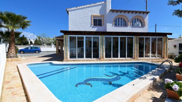 Renovated 5 bedroom villa with seaview – Calpe – Costa Blanca