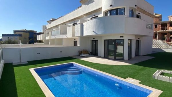 Townhouse new built with garden & solarium 2 bed – 2 bath Key Ready in Finistrat – Benidorm – Costa Blanca