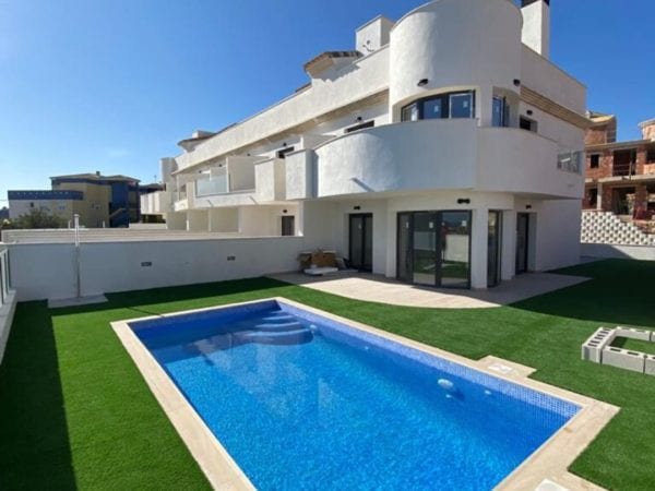 Townhouse new built with garden & solarium 2 bed – 2 bath Key Ready in Finistrat – Benidorm – Costa Blanca