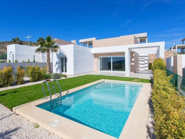 Fantastic Key ready villa’s 3 bed – 2 bath and private pool in La Finca Golf – Costa Blanca