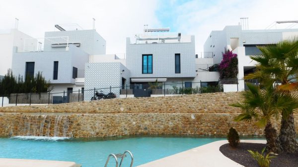 3 Bed – 2 Bath Modern Villa with Jacuzzi in San Miguel de Salinas – Orihuela – Costa Blanca