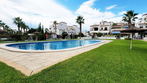 2 Bed – 2 Bath Ground Floor Corner Apartment in Pau 8 Villamartin – Costa Blanca