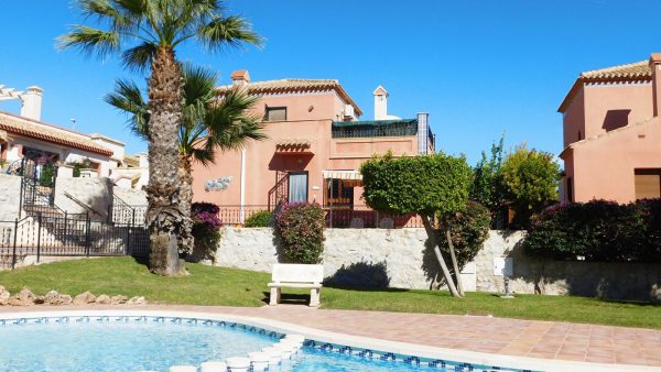3 Bed – 2 Bath Detached Villa with Pool and Sea Views in La Canada San Miguel de Salinas – Costa Blanca