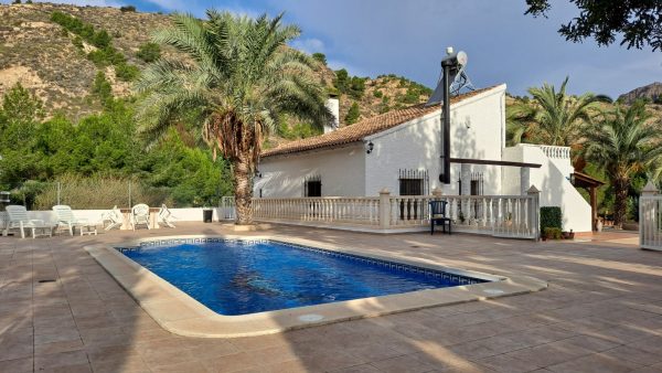 Into Nature a 2,5 Bed – 2 Bath Detached Country house with Pool in Algezares – El Garruchal – Murcia
