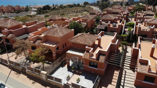 Villa 2 bed – 2 bath with private roof terrace and garden in Isla plana – Mazarrón – Cartagena