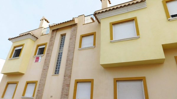 2 Bed 2 Bath Top Floor Apartment with Solarium and Garage in Torremendo, Murcia