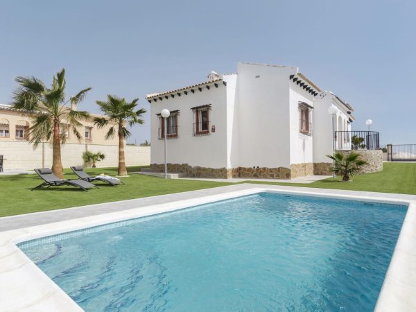 Renewed 3 bed – 2 bath Country villas for sale in nature area close to ammenities in Gea y Truyols, Murcia